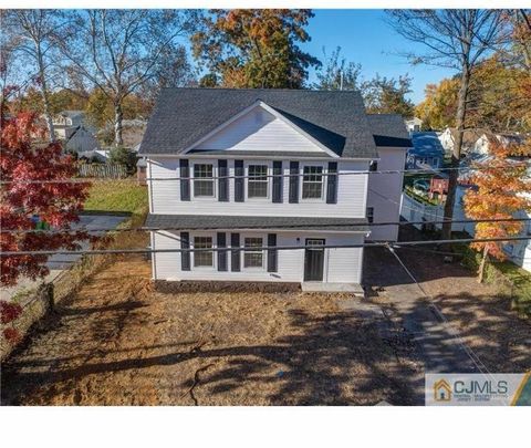 Homes For Sale - 47 Glenville Road<br/> Edison, NJ 08817