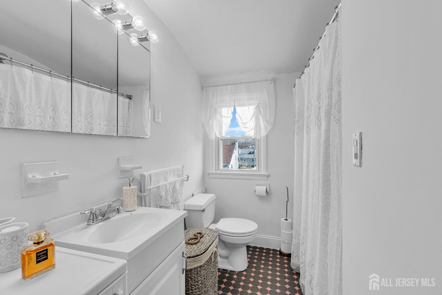 62 Albemarle Avenue, Ewing, New Jersey image 25
