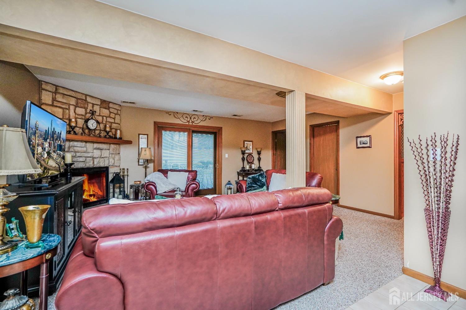 242 Chestnut Avenue, North Plainfield, New Jersey image 17