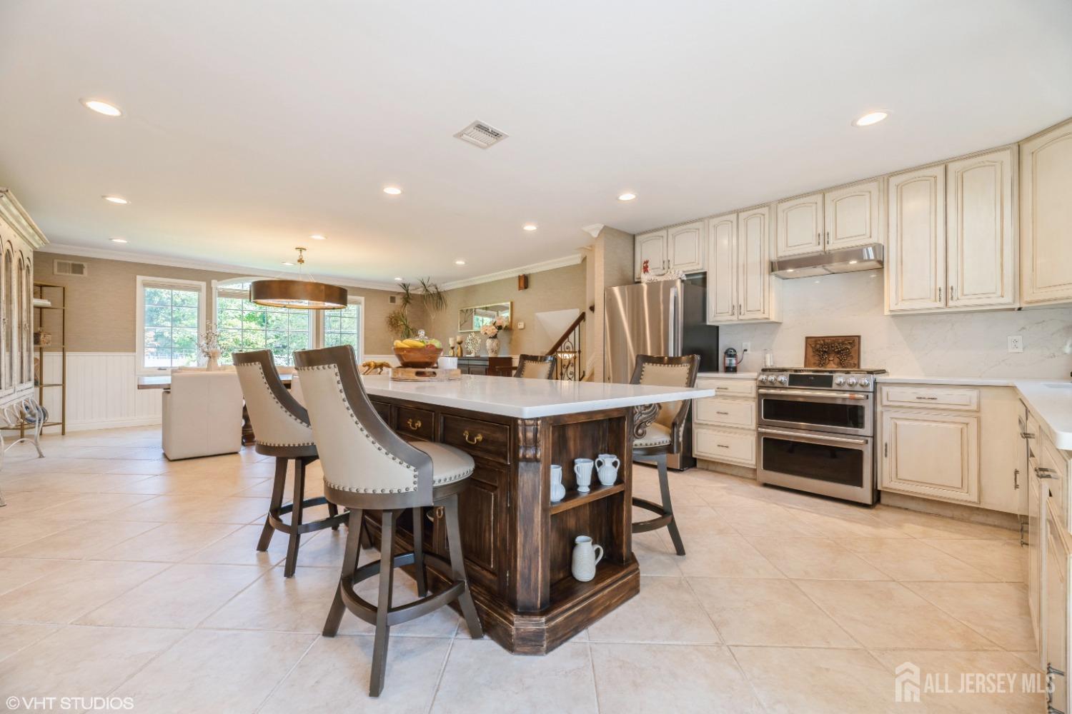 35 Winthrop Drive, Manalapan, New Jersey image 8