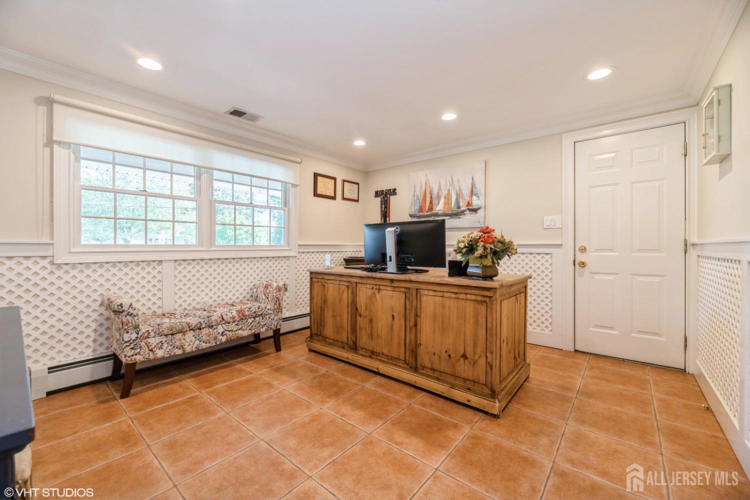 35 Winthrop Drive, Manalapan, New Jersey image 4