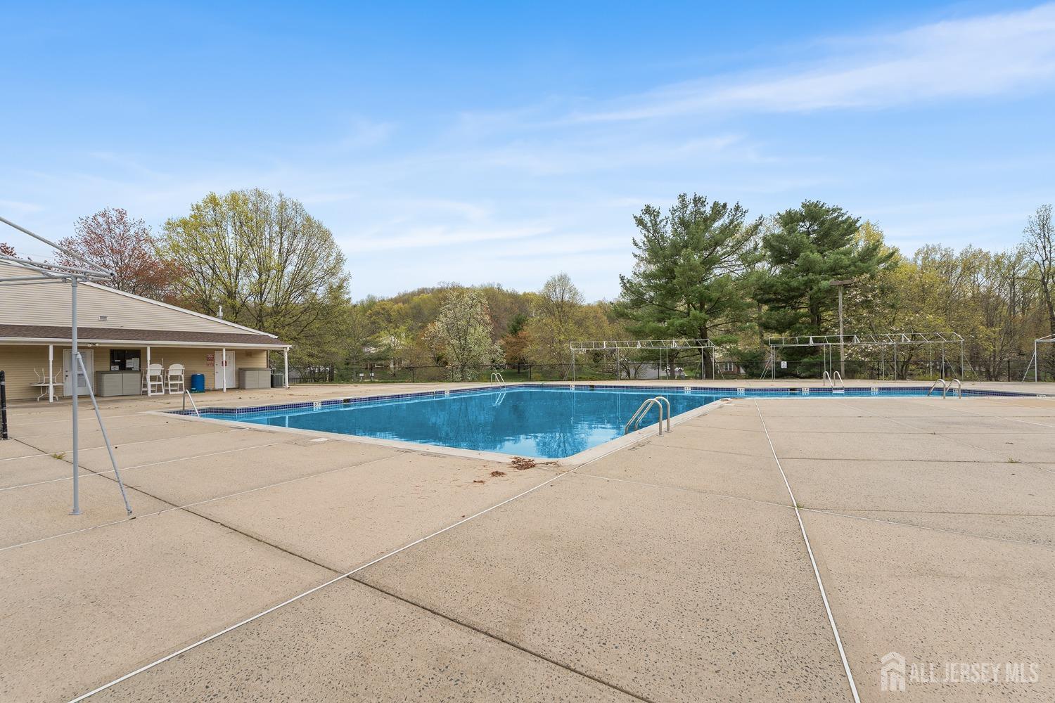 251 Chaucer Court, Old Bridge, New Jersey image 37
