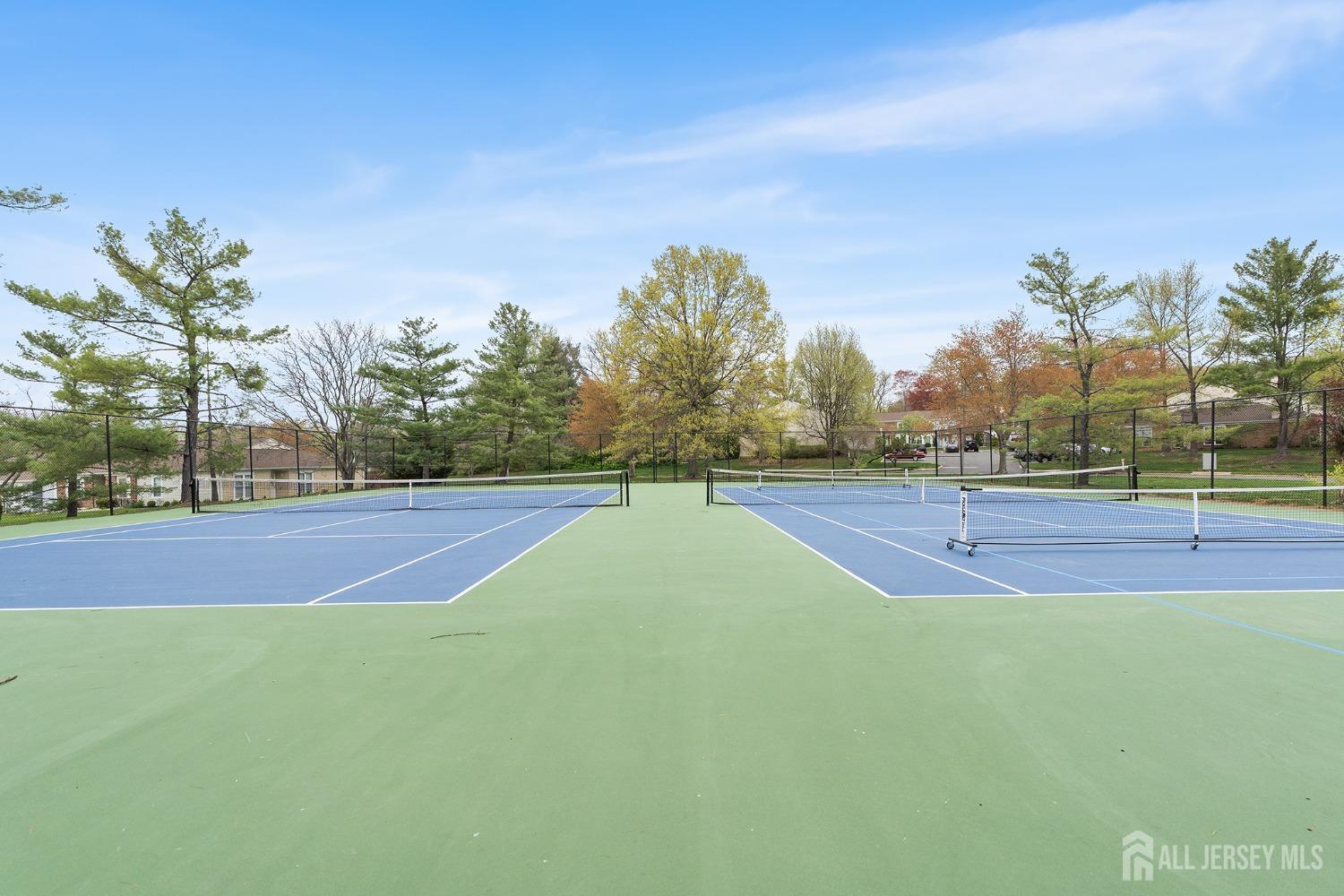 251 Chaucer Court, Old Bridge, New Jersey image 31
