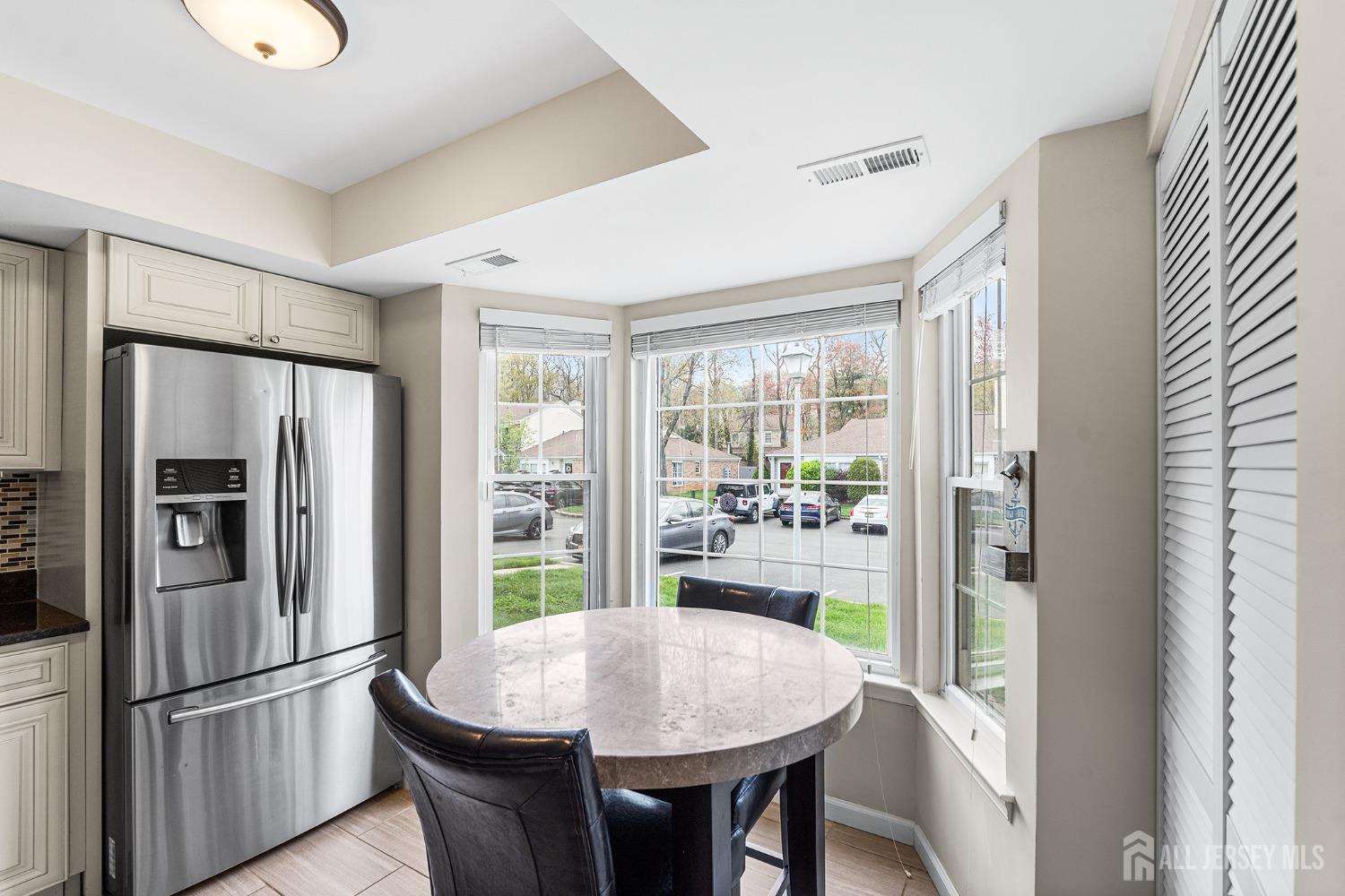251 Chaucer Court, Old Bridge, New Jersey image 6