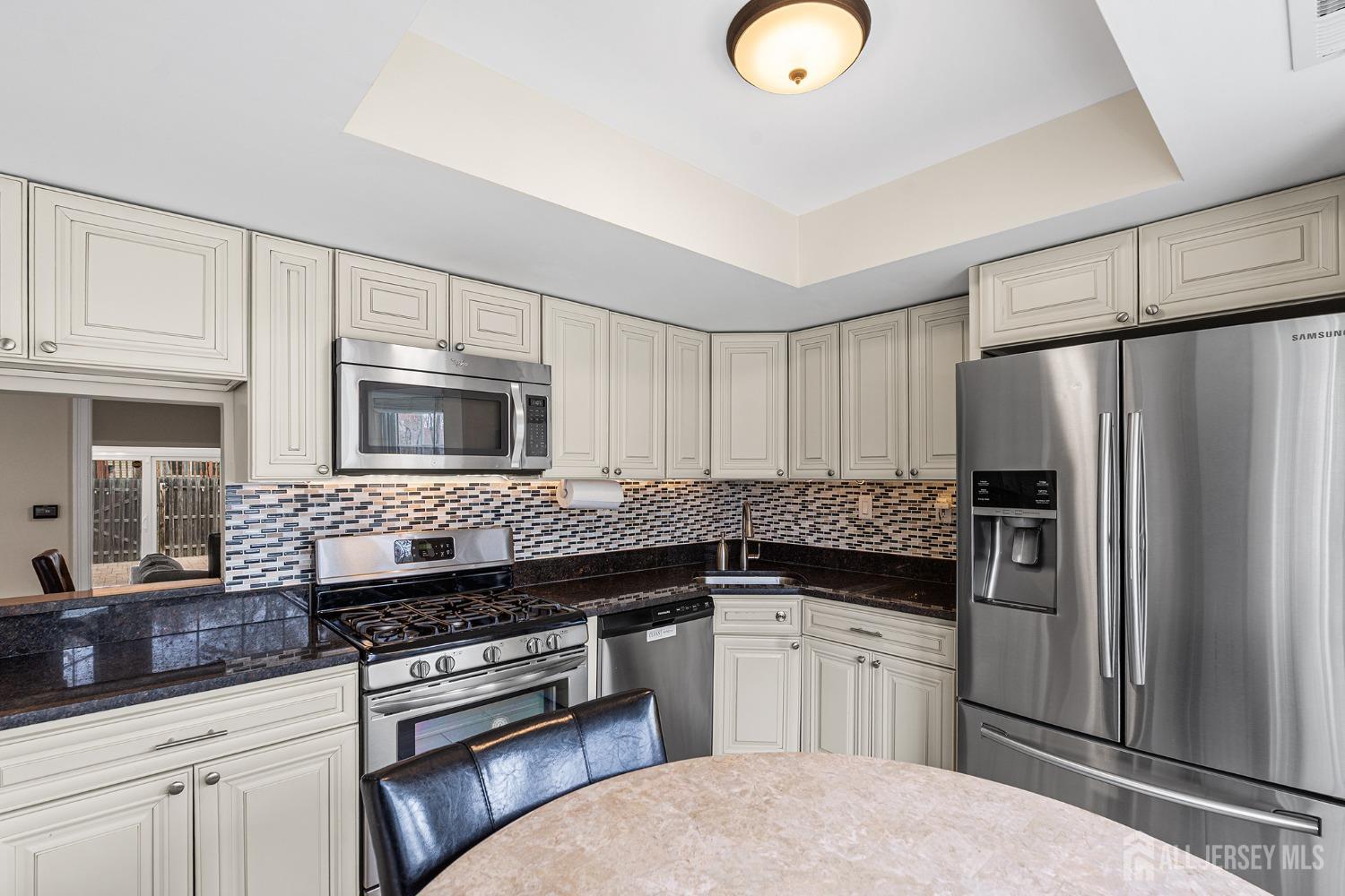 251 Chaucer Court, Old Bridge, New Jersey image 5