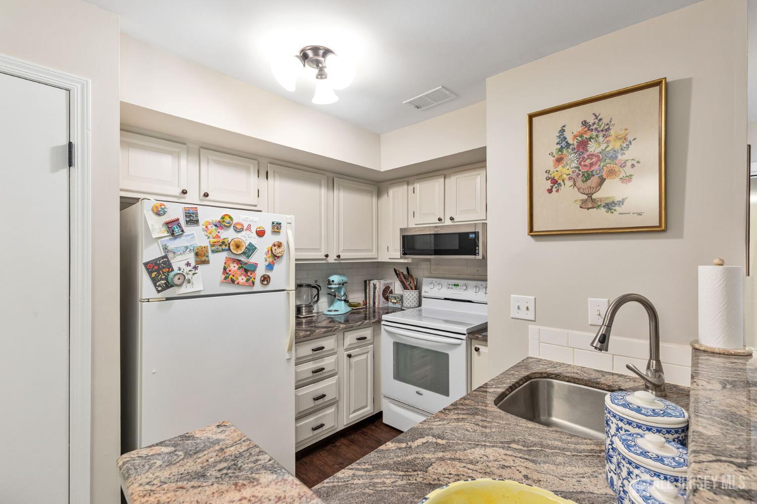 29 Tansy Court, Bedminster, New Jersey image 5