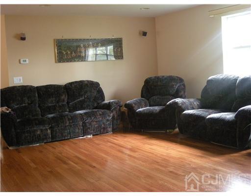 316 Ventnor Court, Piscataway, New Jersey image 12
