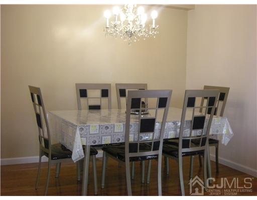 316 Ventnor Court, Piscataway, New Jersey image 6