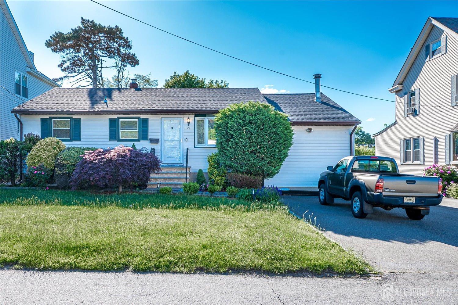 24 Coral Street, Edison, New Jersey image 36