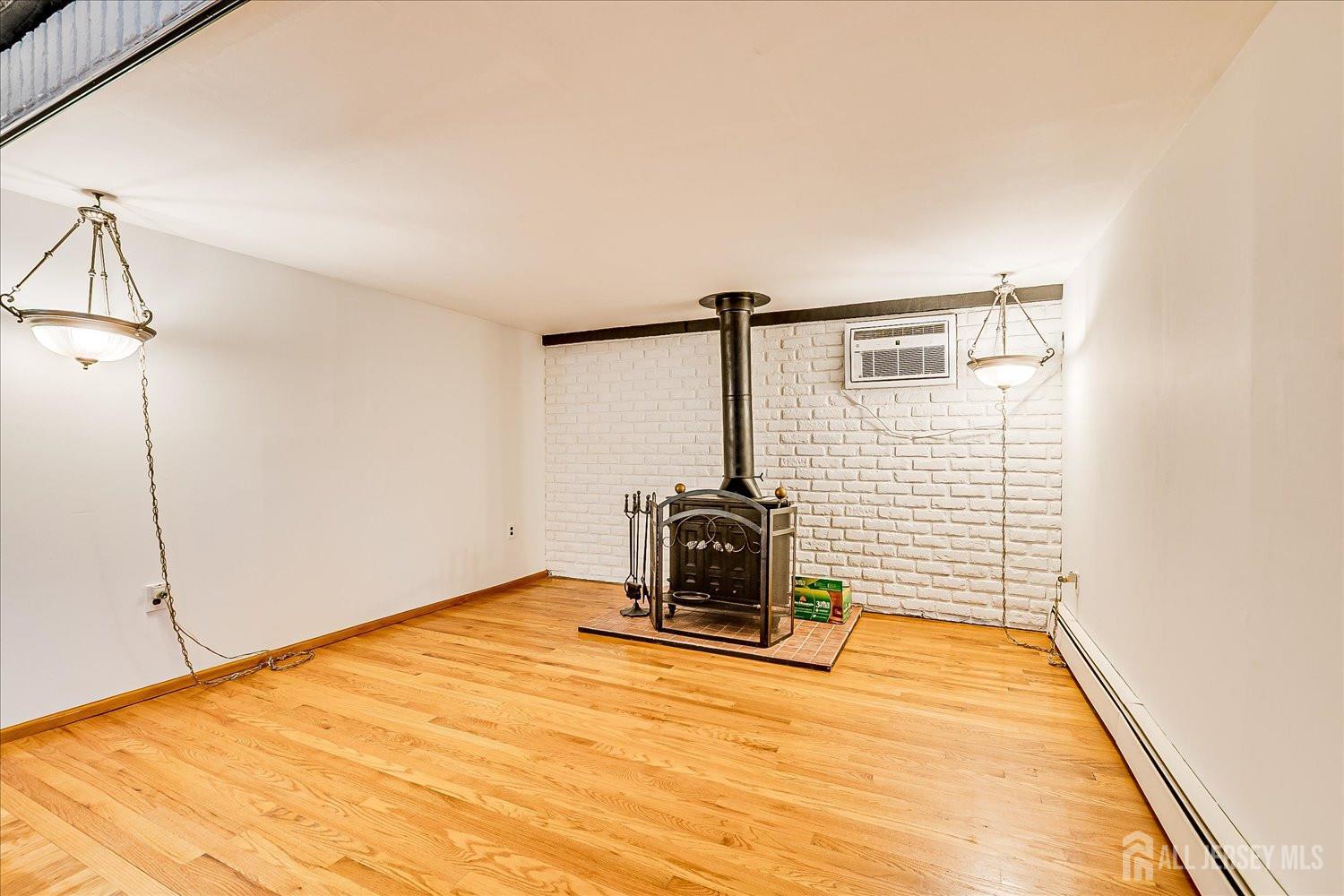 24 Coral Street, Edison, New Jersey image 4