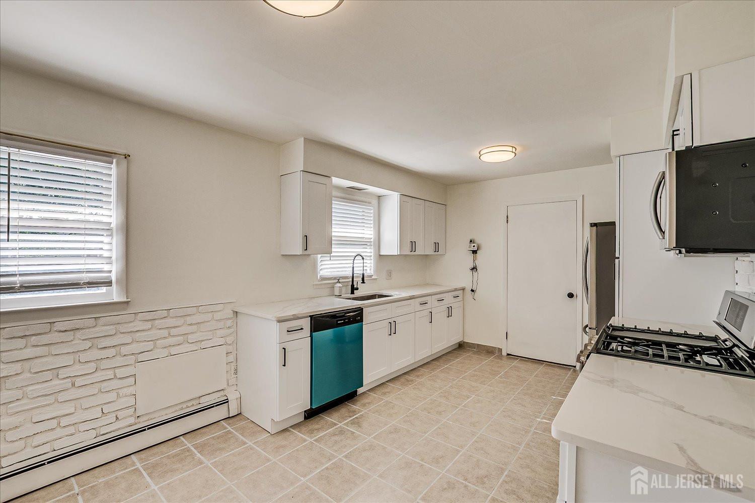 24 Coral Street, Edison, New Jersey image 7