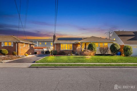 Homes For Sale - 8 Johnson Street<br/> Carteret, NJ 07008