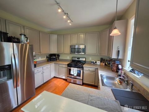 Condo For Sale - 132 Timberlake Drive<br/> Trenton, NJ 08618