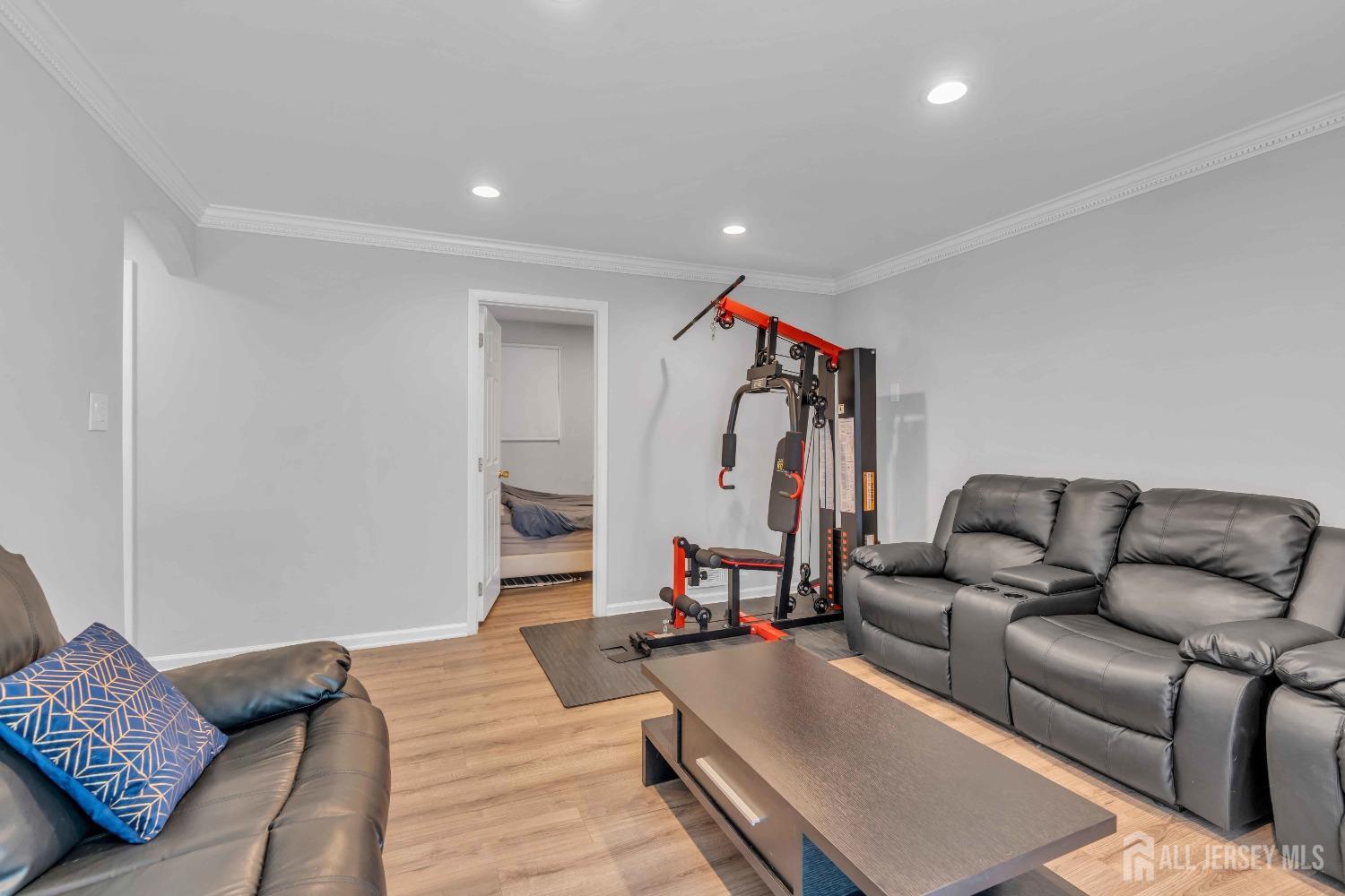 17 Thomas Road, East Brunswick, New Jersey image 14