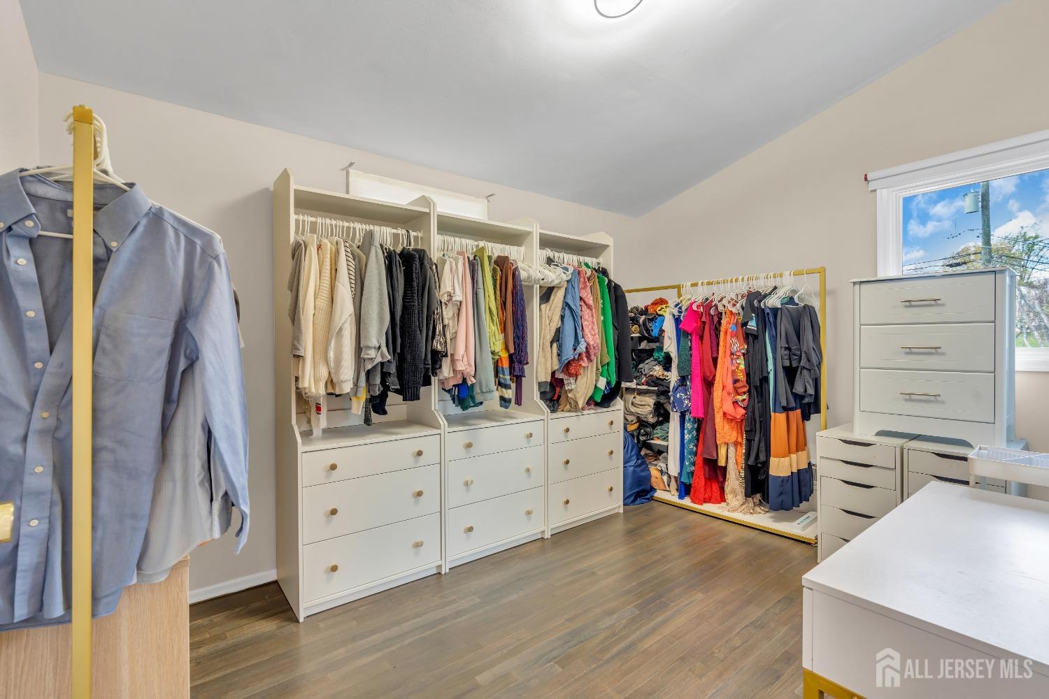 17 Thomas Road, East Brunswick, New Jersey image 23