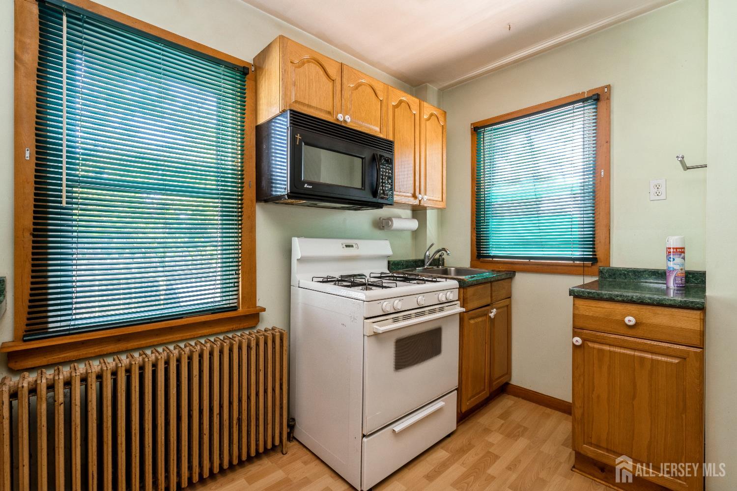 35 Kossman Street, East Brunswick, New Jersey image 20
