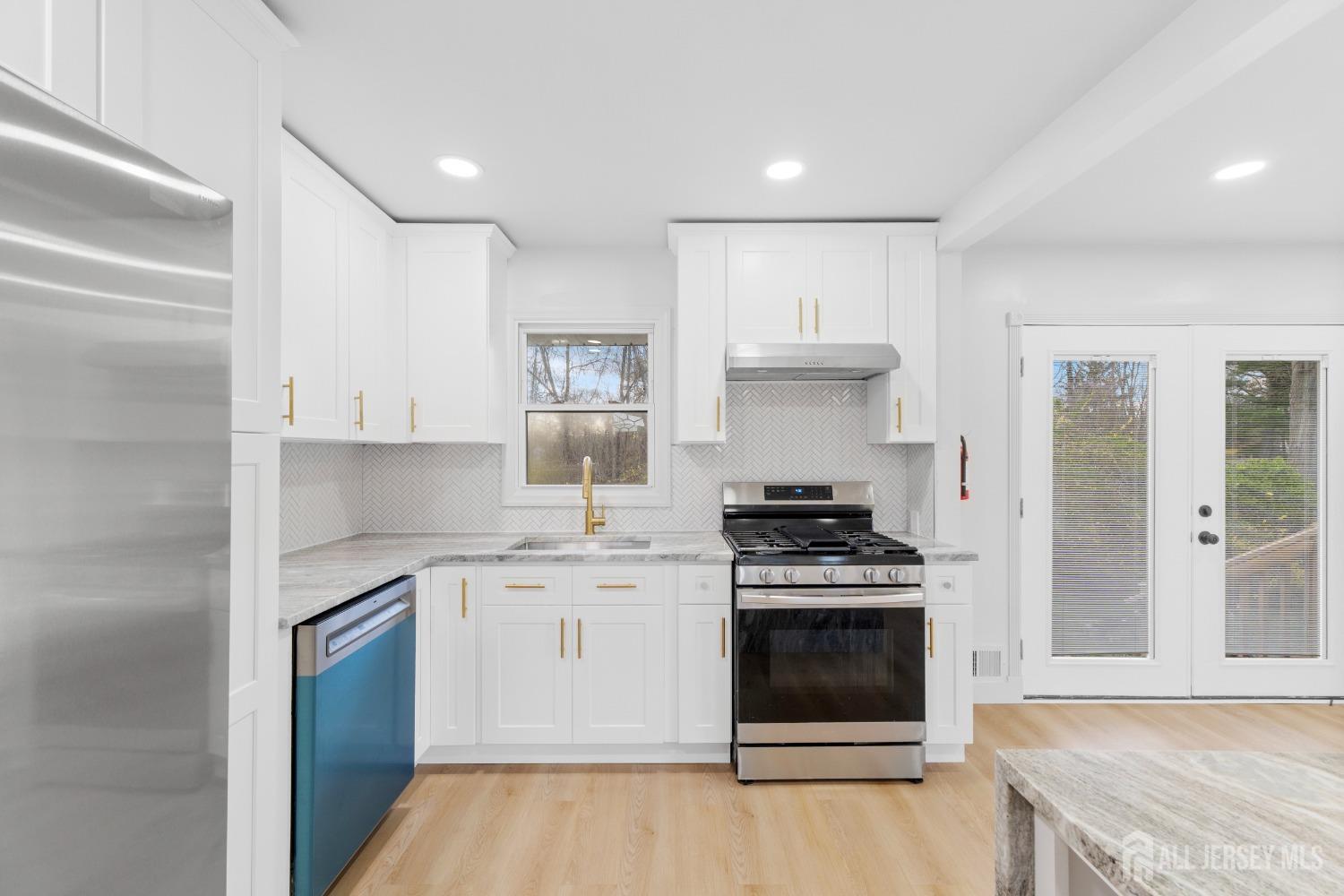 310 Lynnwood Street, Piscataway, New Jersey image 36
