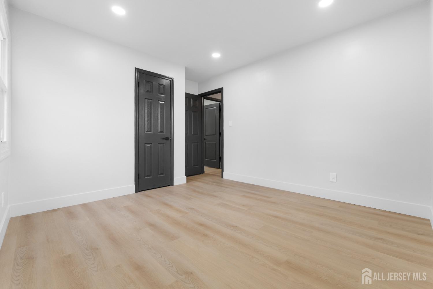 310 Lynnwood Street, Piscataway, New Jersey image 29