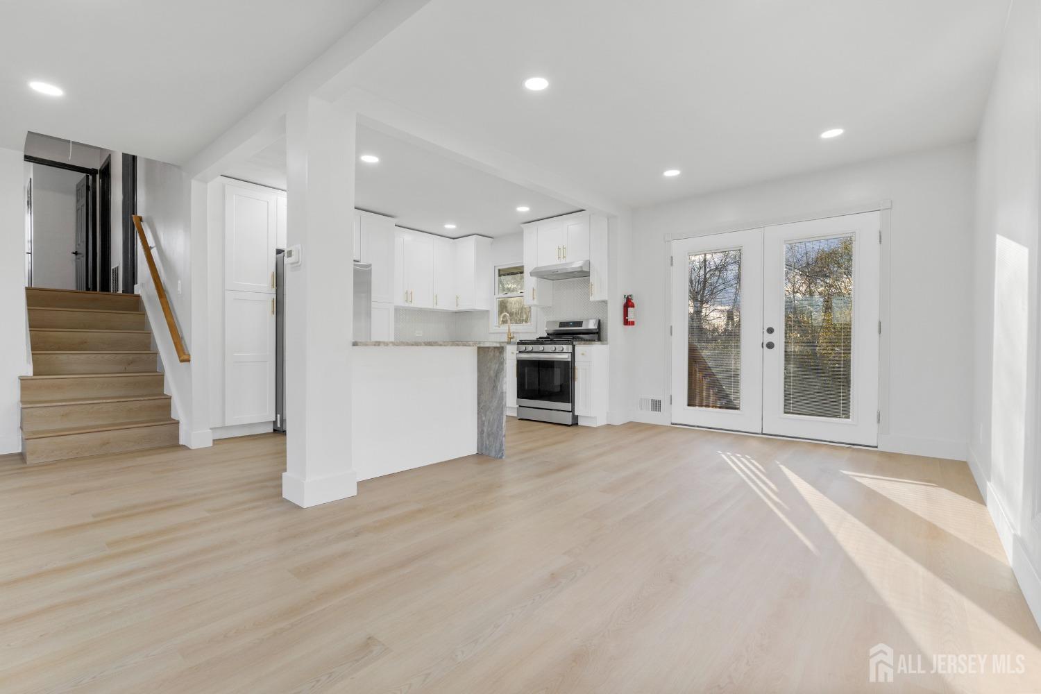 310 Lynnwood Street, Piscataway, New Jersey image 16
