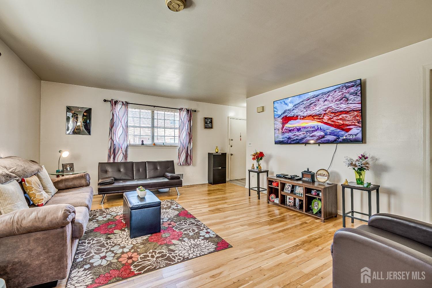 5513 Avenue C, Edison, New Jersey image 6