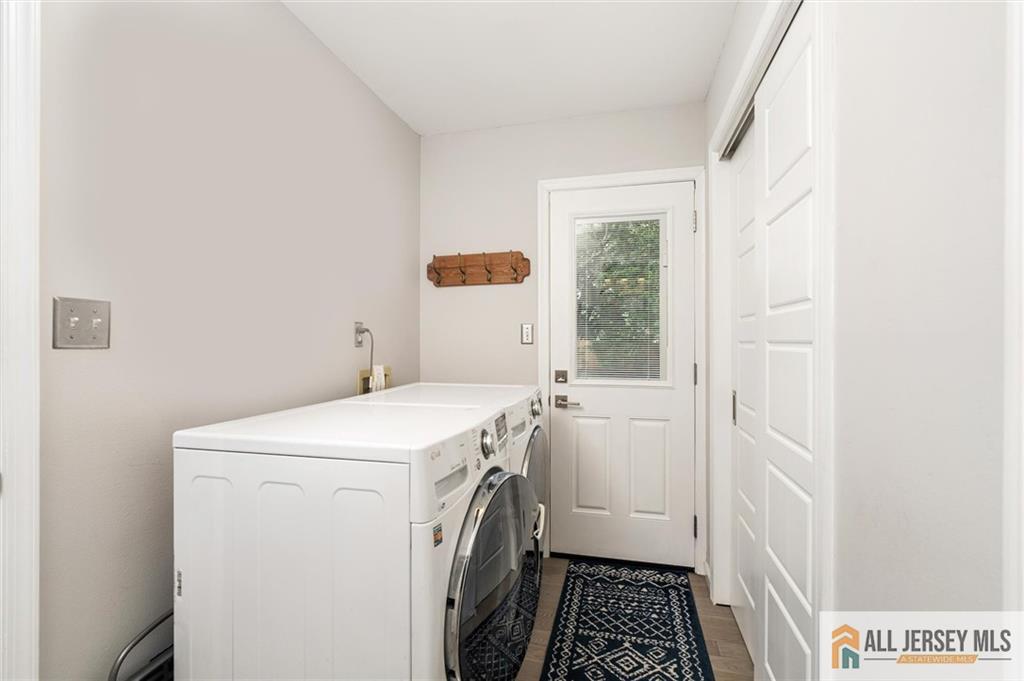 61 Hamilton Lane, Plainsboro, New Jersey image 9