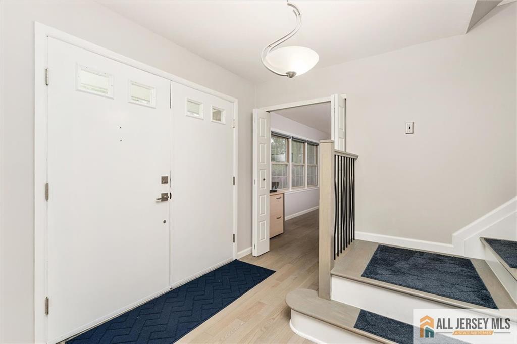 61 Hamilton Lane, Plainsboro, New Jersey image 5