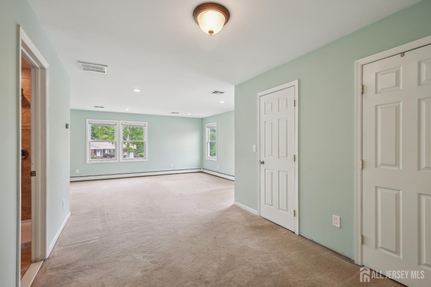 23 Little Brook Lane, Monroe Township, New Jersey image 17