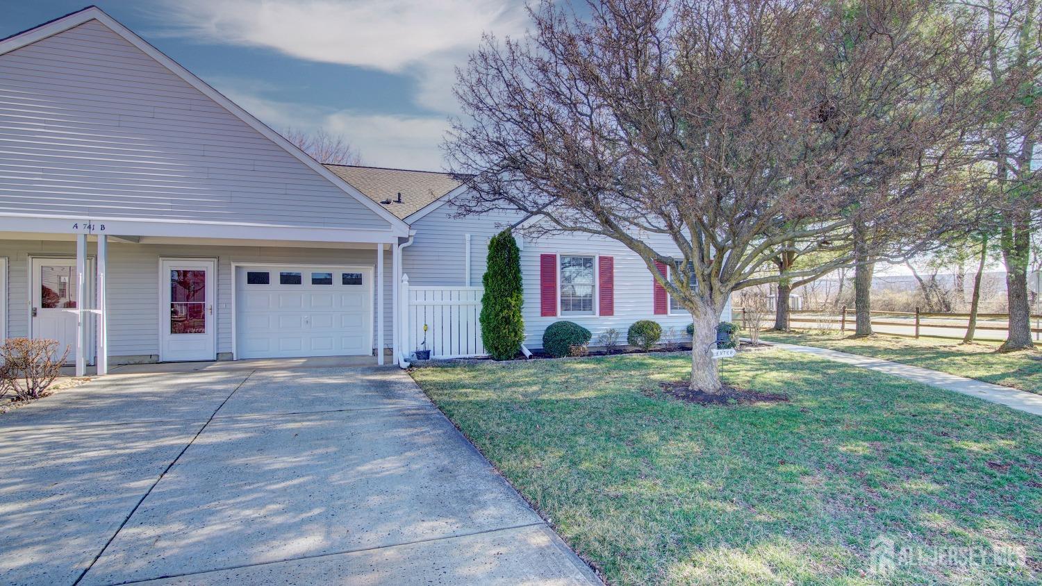 741 Nautilus Court #B, Monroe Township, New Jersey image 3