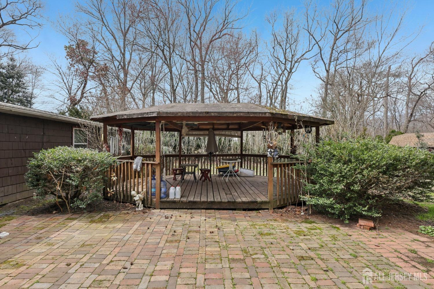 227 Lloyd Road, Aberdeen, New Jersey image 24