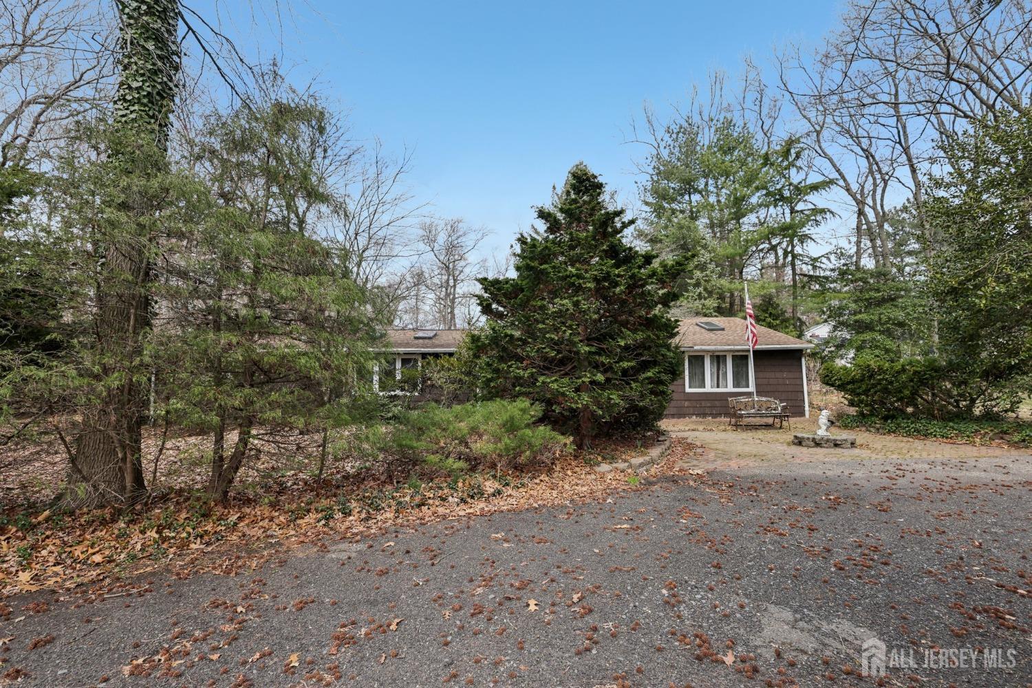 227 Lloyd Road, Aberdeen, New Jersey image 27