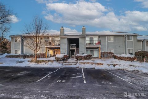 Condo For Sale - 62 Haverhill Place<br/> Franklin, NJ 08873