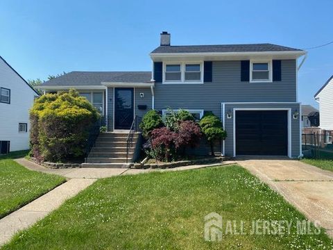 Homes For Sale - 9 Bernath Street<br/> Middlesex County, Carteret, NJ 07008