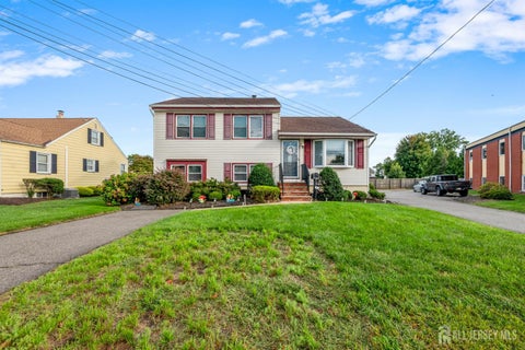 Homes For Sale - 304 Maple Avenue<br/> Middlesex County, Middlesex, NJ 07080