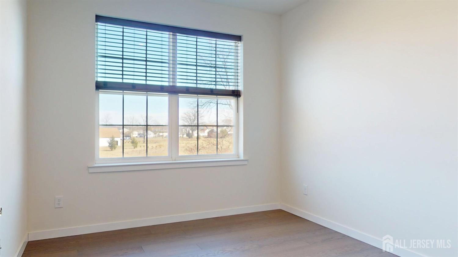 135 Lorhan Drive, Piscataway, New Jersey image 18