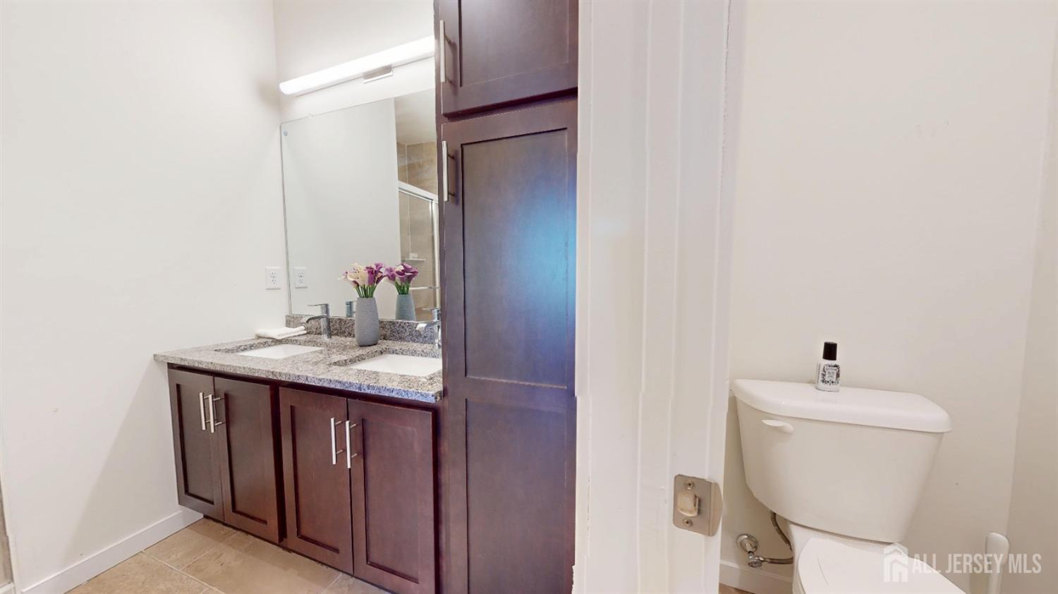 135 Lorhan Drive, Piscataway, New Jersey image 30