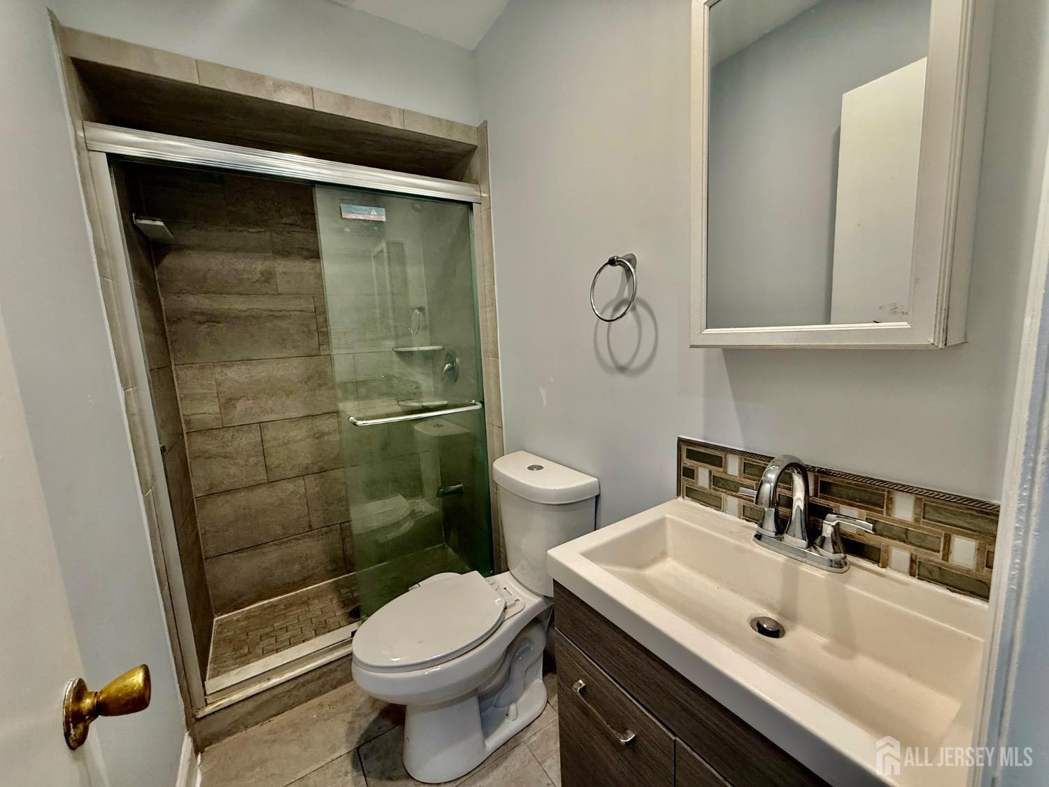 1404 Edison Glen Terrace, Edison, New Jersey image 12