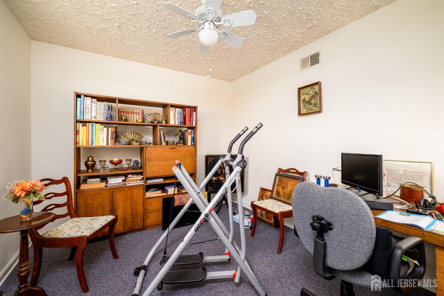 4 Boston Post Road, East Brunswick, New Jersey image 23