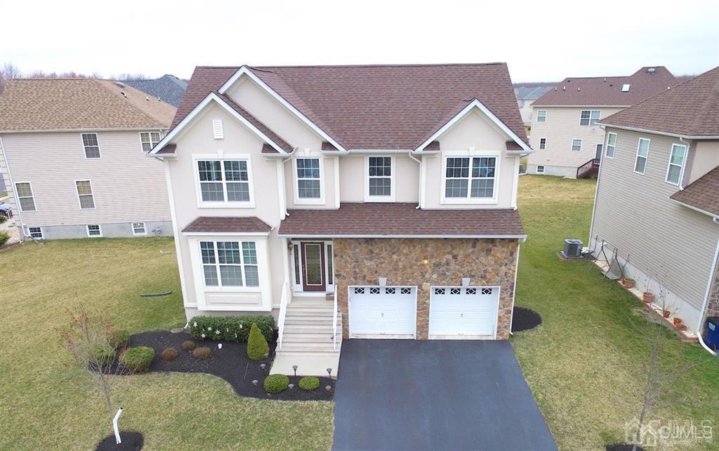 Photo 1 of 32 — 29 VIOLET Court, Monroe, NJ 08831