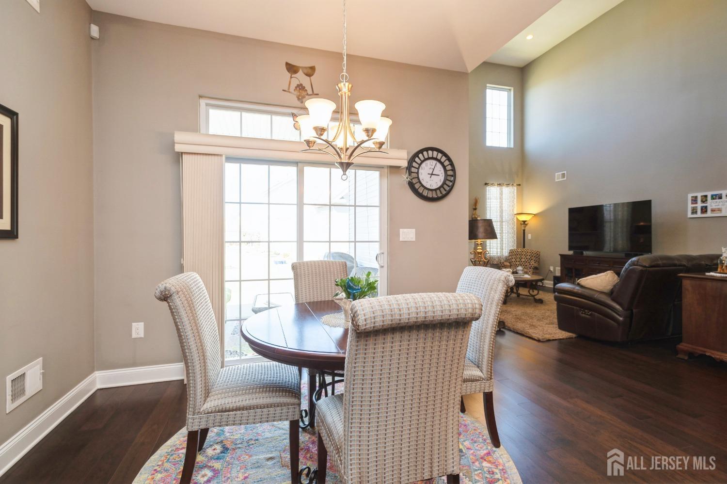18 Medinah Court, Monroe Township, New Jersey image 6
