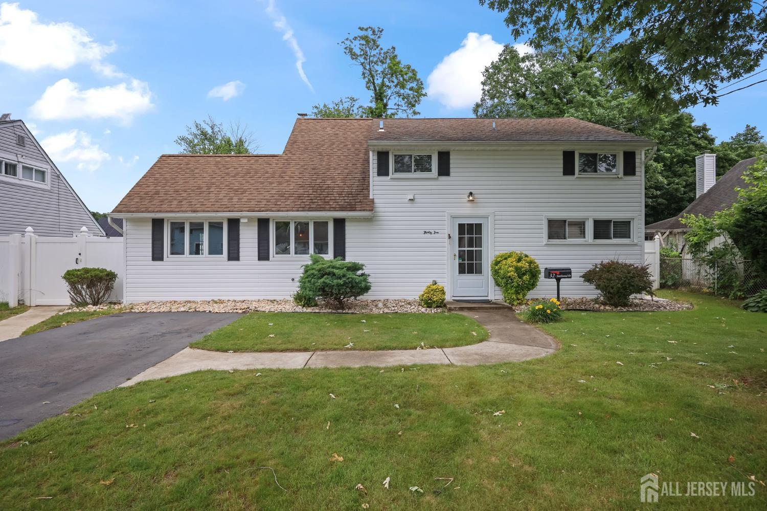 32 Southwood Drive, Old Bridge, New Jersey image 2