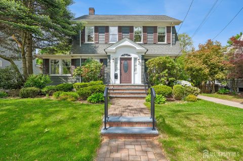 Homes For Sale - 21 Bounty Street<br/> Middlesex County, Metuchen, NJ 08840
