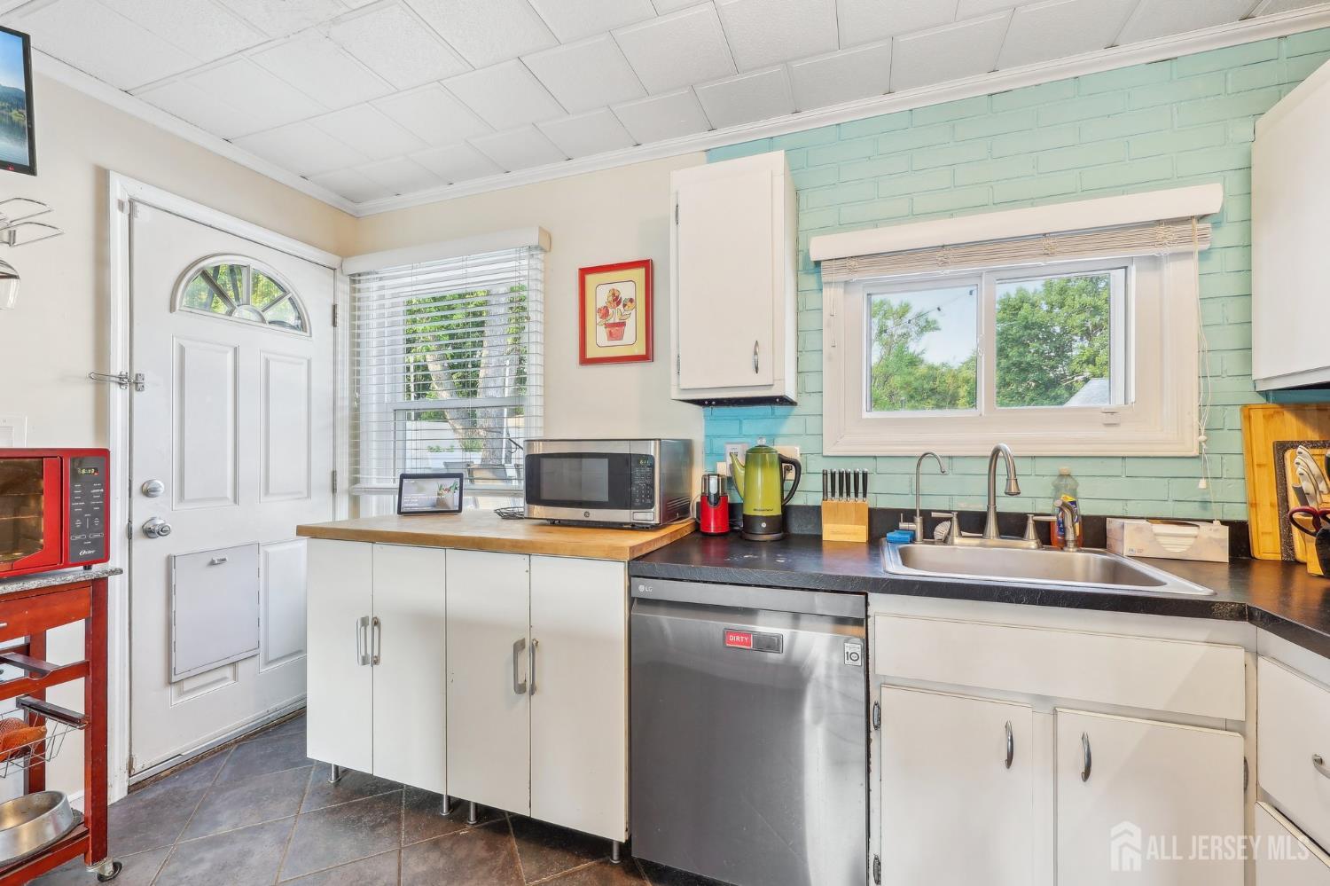 63 Hillsdale Road, East Brunswick, New Jersey image 16