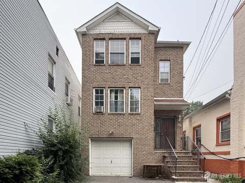 Apartment For Rent - 35 Tillinghast Street<br/> Essex County, Newark, NJ 07108