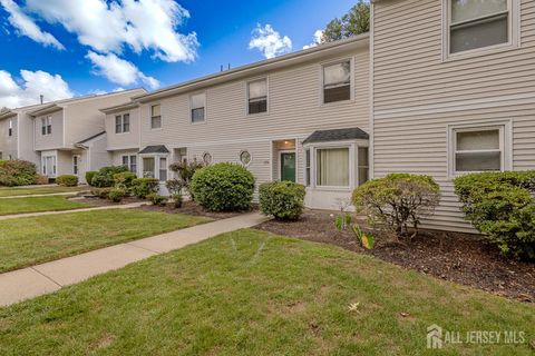 Condo For Sale - 139 Baron Lane<br/> Middlesex County, East Brunswick, NJ 08816