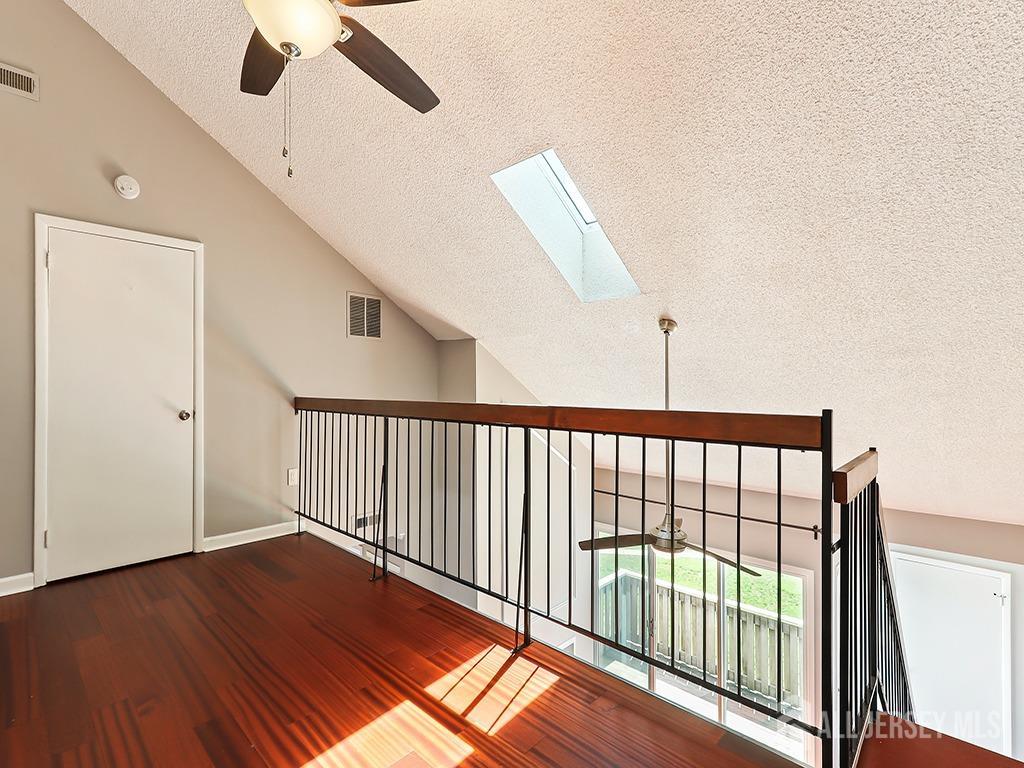 1010 Aspen Drive, Plainsboro, New Jersey image 32