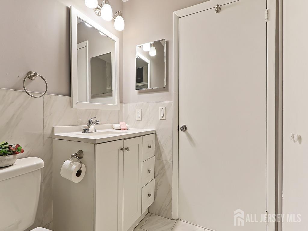 1010 Aspen Drive, Plainsboro, New Jersey image 19