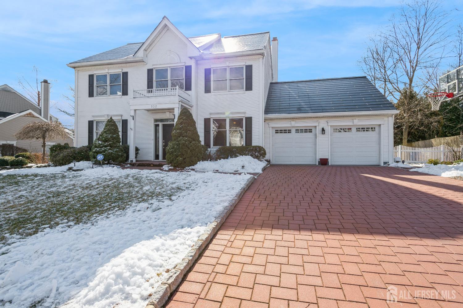 South Brunswick, New Jersey 08824, United States, 4 Bedrooms Bedrooms, ,3 BathroomsBathrooms,Residential,Pending,5217