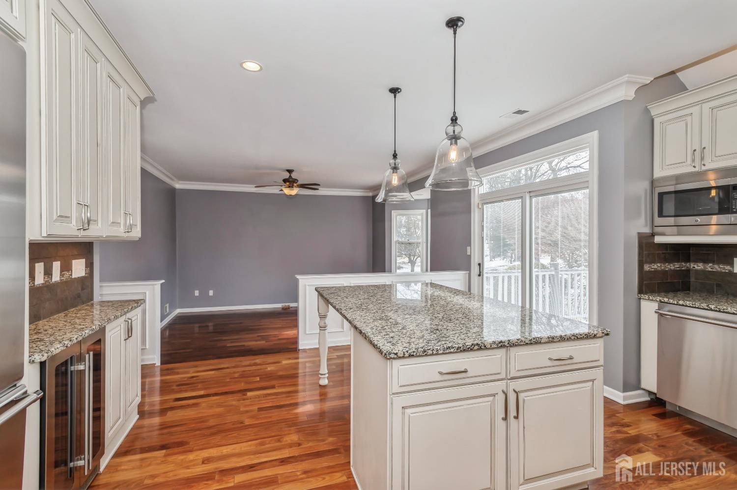 South Brunswick, New Jersey 08824, United States, 4 Bedrooms Bedrooms, ,3 BathroomsBathrooms,Residential,Pending,5217