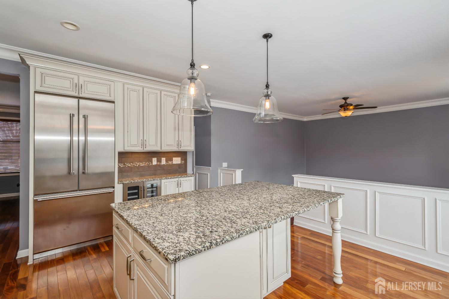 South Brunswick, New Jersey 08824, United States, 4 Bedrooms Bedrooms, ,3 BathroomsBathrooms,Residential,Pending,5217