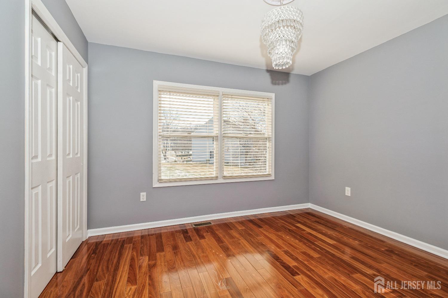 South Brunswick, New Jersey 08824, United States, 4 Bedrooms Bedrooms, ,3 BathroomsBathrooms,Residential,Pending,5217